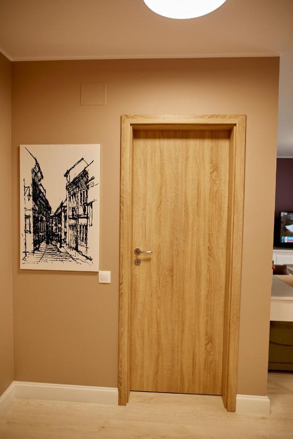 Ara Apart Hotel #2 Брашов Екстер'єр фото