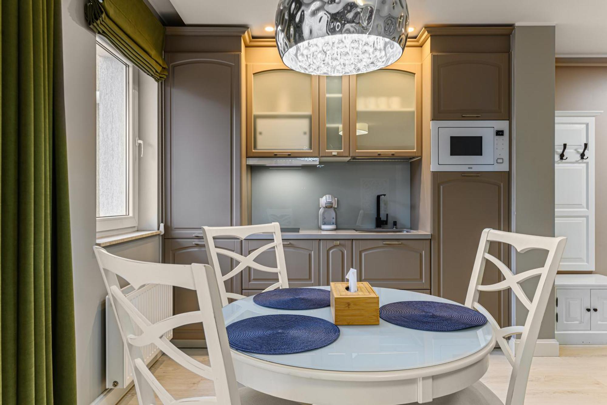 Ara Apart Hotel #2 Брашов Екстер'єр фото