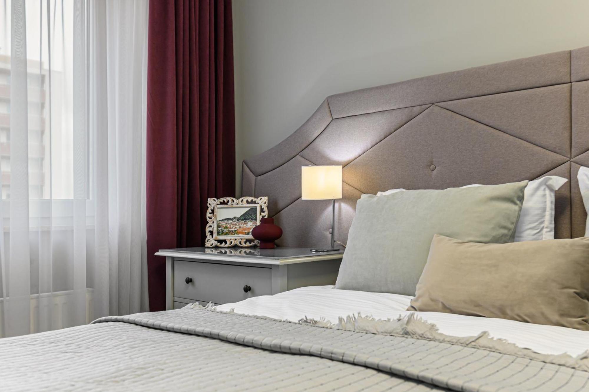 Ara Apart Hotel #2 Брашов Екстер'єр фото