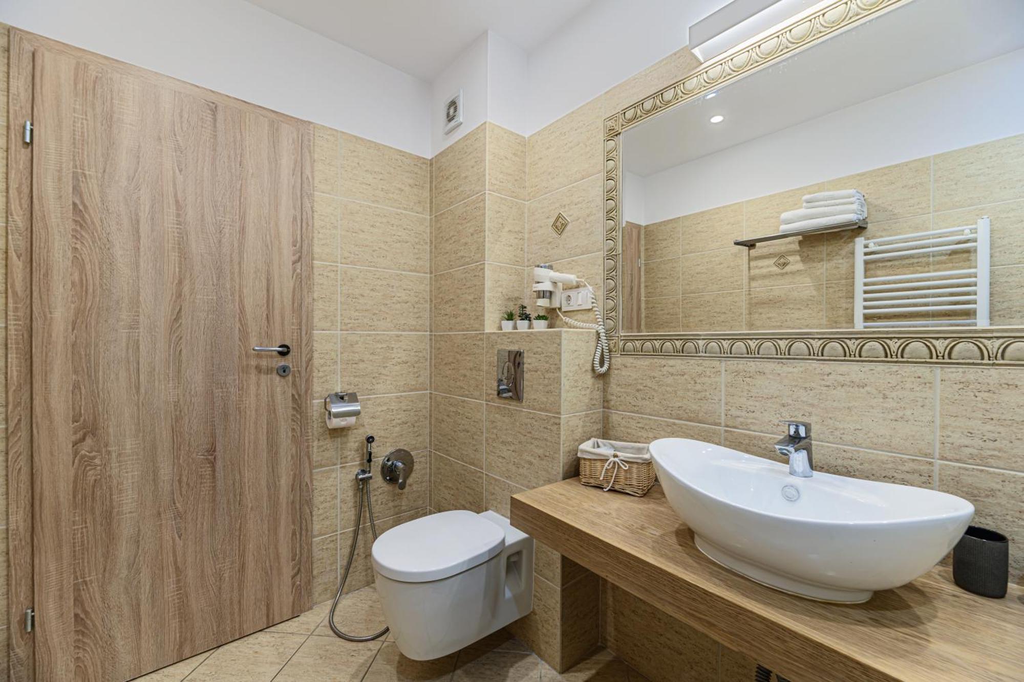 Ara Apart Hotel #2 Брашов Екстер'єр фото
